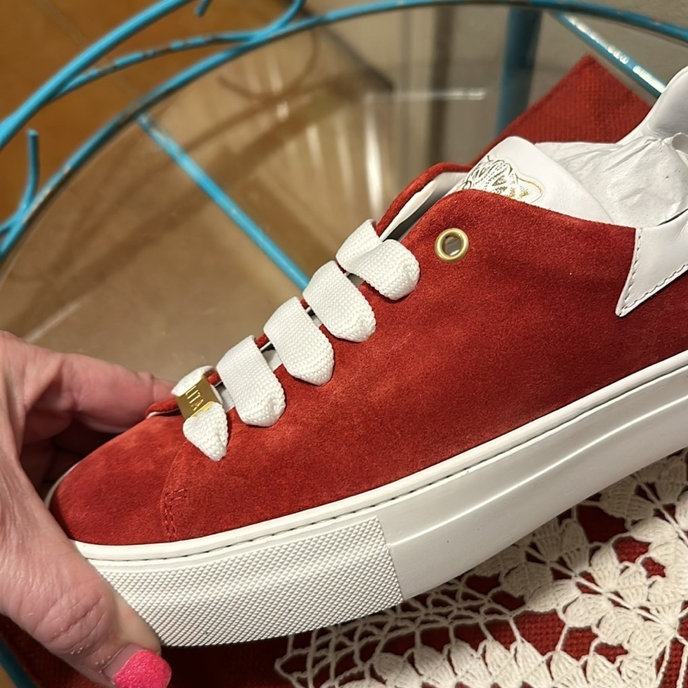 NWT Lita by Ciara sneaker. Italian leather and suede. - Picture 9 of 11